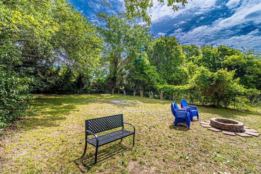 Gorgeous Centrally Located Ocean View 2 King, Huge Private Yard & Deck, Firepit, Bbq, & Game Tables 默特尔比奇 外观 照片