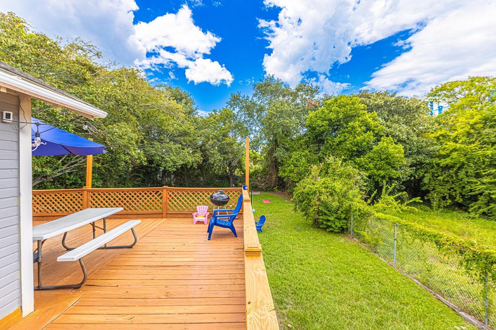 Gorgeous Centrally Located Ocean View 2 King, Huge Private Yard & Deck, Firepit, Bbq, & Game Tables 默特尔比奇 外观 照片