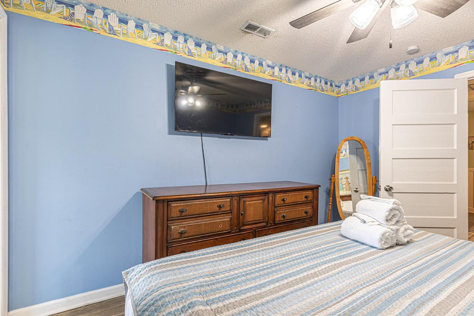 Gorgeous Centrally Located Ocean View 2 King, Huge Private Yard & Deck, Firepit, Bbq, & Game Tables 默特尔比奇 外观 照片