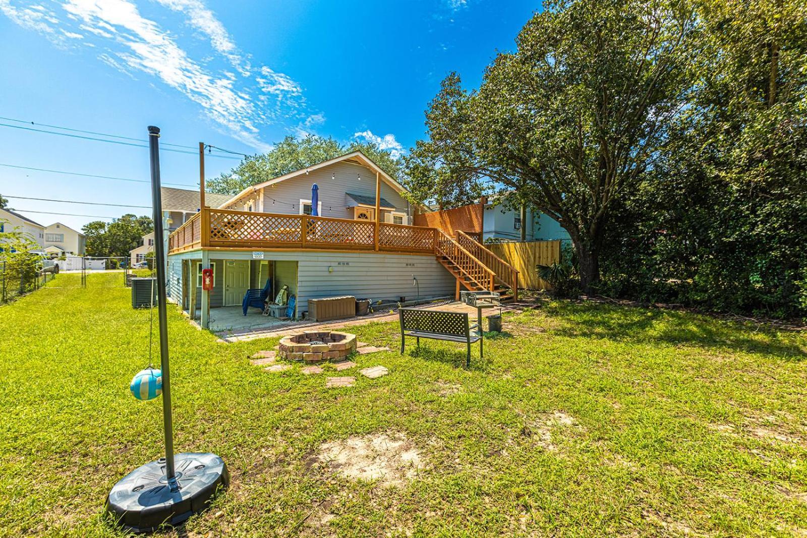Gorgeous Centrally Located Ocean View 2 King, Huge Private Yard & Deck, Firepit, Bbq, & Game Tables 默特尔比奇 外观 照片